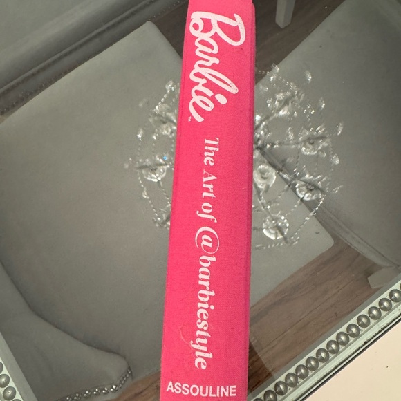 Assouline Barbie Book Art of Barbie Style - Picture 3 of 5